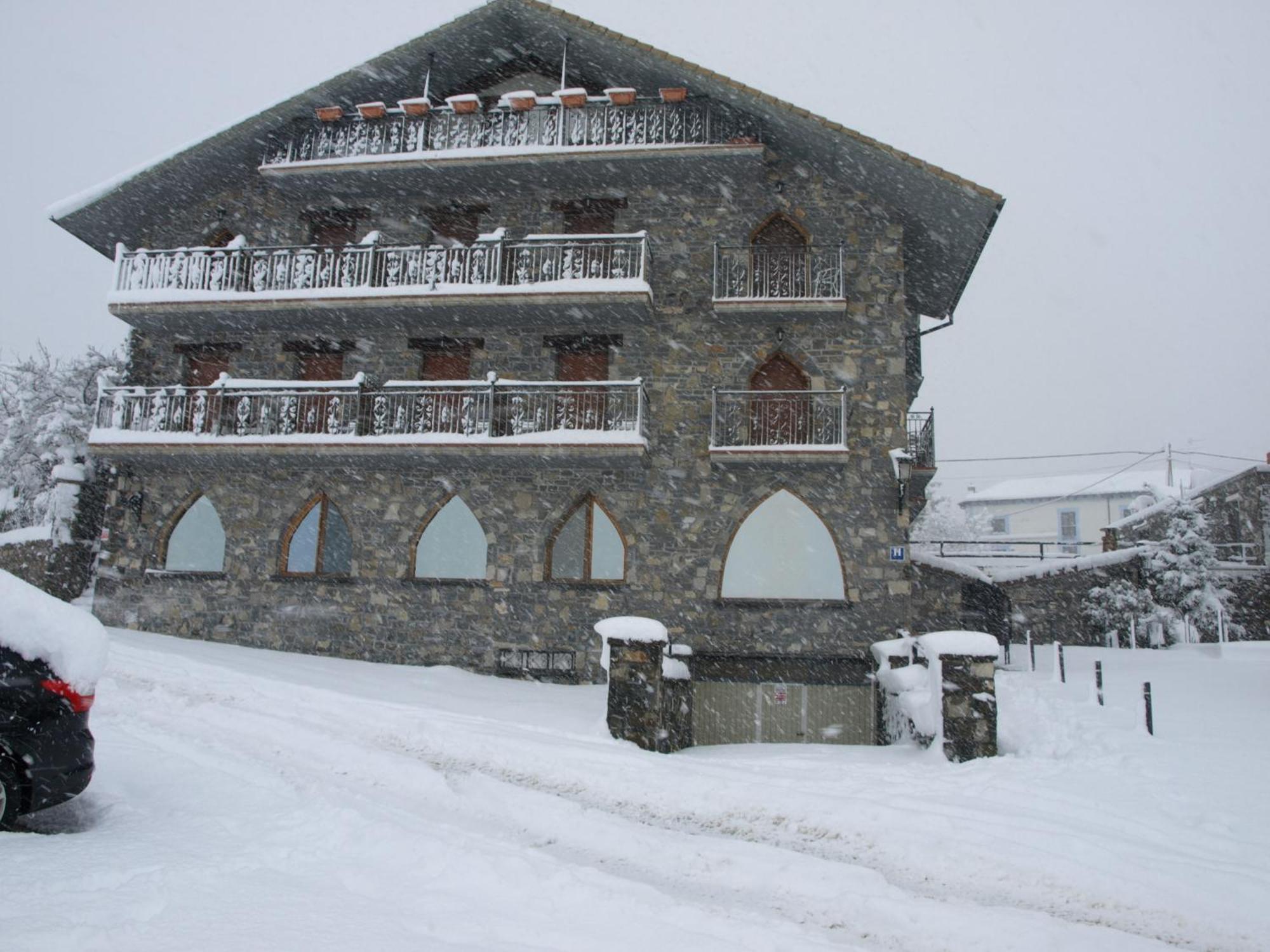 El Churron Larrés Exterior photo