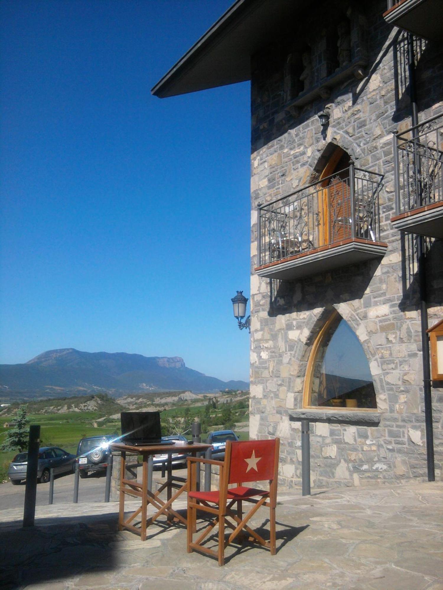 El Churron Larrés Exterior photo